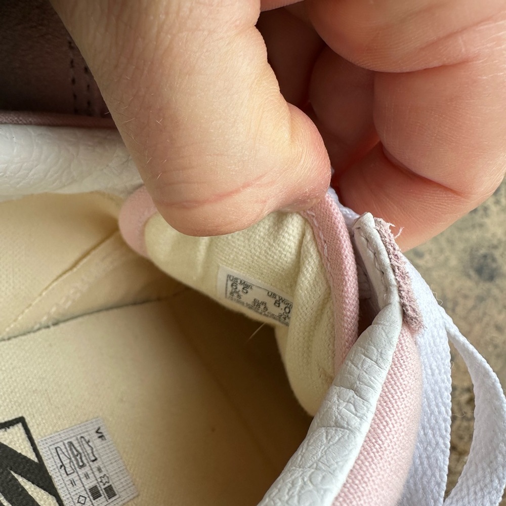 Pink Vans - Picture 5 of 5